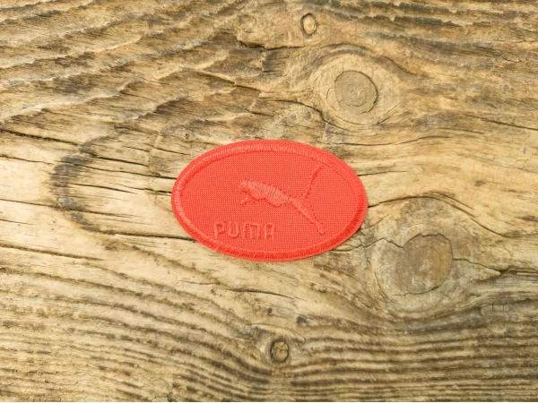Термоаплікація Puma червона 6,5х4 см арт. 15943