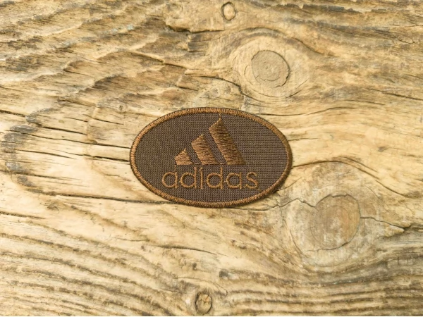 Термоаппликация Adidas коричневая 6,5х4 см арт. 15948