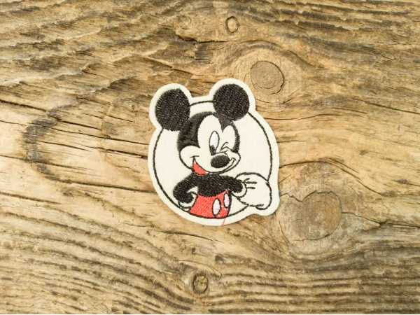 Термоаппликация Mickey Mouse 5,5х6,5 см арт. 15955