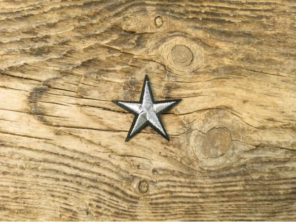 Термоаппликация Звезда серебро 4,5х4,5 см арт. 15957