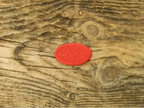 Термоаппликация Sport красная 5х3 см арт. 15965
