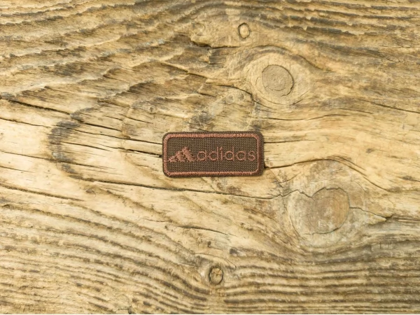 Термоаппликация Adidas коричневая 4,5х2 см арт. 15990