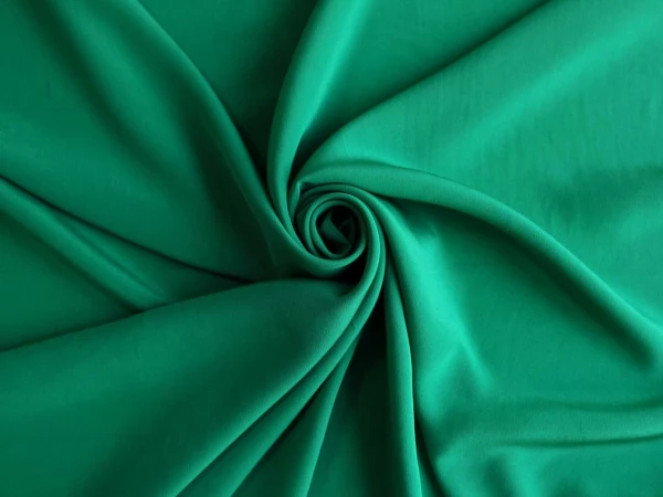 Ткань шелк зеленый арт. 12319